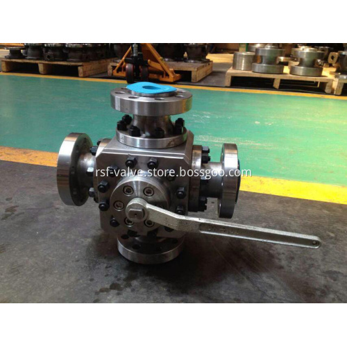 4-Way Floating Ball Valve